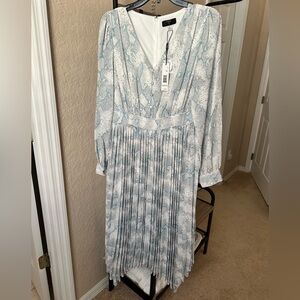Tahari Light Blue and White Snake-Print Pleated Midi Dress